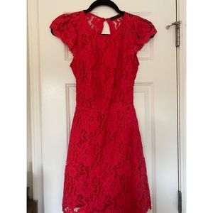 BEST little red dress 😩